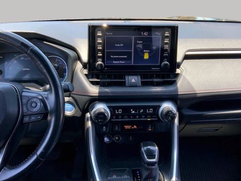 Used 2021 Toyota RAV4 SE w/ Weather & Moonroof Package AWD/4WD image 6