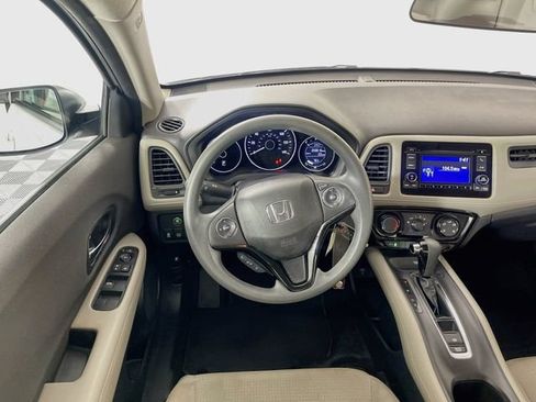 Used 2022 Honda HR-V LX image 21