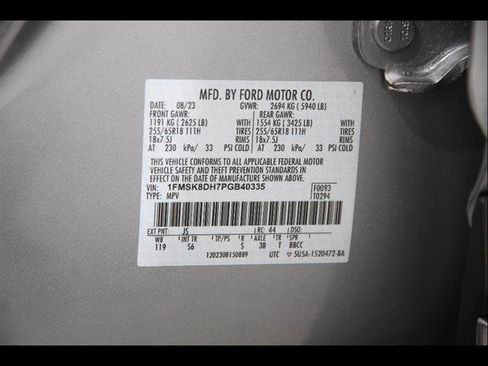 Certified 2023 Ford Explorer XLT w/ Equipment Group 202A AWD/4WD image 24