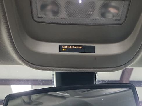 Used 2020 Chevrolet Colorado LT w/ Colorado RST Special Edition image 31