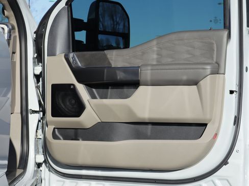 Used 2026 Ford F250 Platinum w/ Platinum Plus Package AWD/4WD image 26