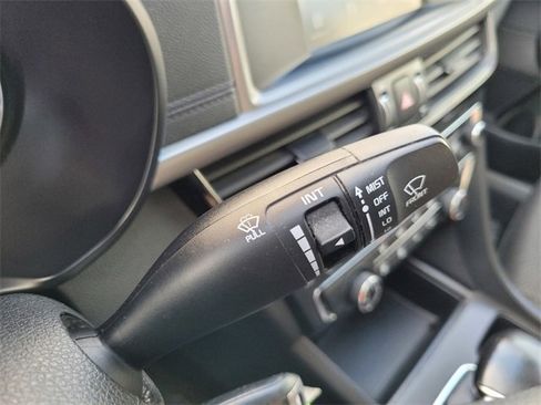 Used 2018 Kia Optima LX image 30