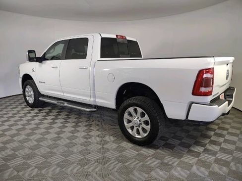 Used 2023 RAM 2500 Laramie AWD/4WD image 3