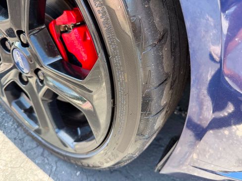 Used 2016 Ford Fiesta ST FWD image 16