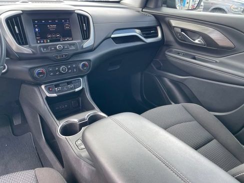 Certified 2022 GMC Terrain SLE w/ Driver Convenience Package FWD image 19