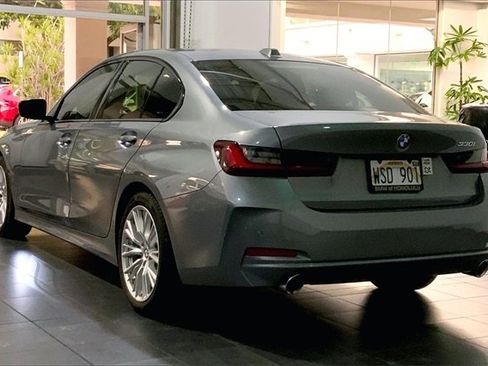 Used 2023 BMW 330i Sedan image 10