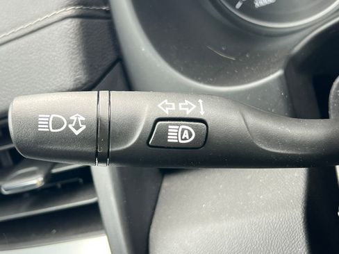 Certified 2023 GMC Terrain SLE w/ Driver Convenience Package AWD/4WD image 23