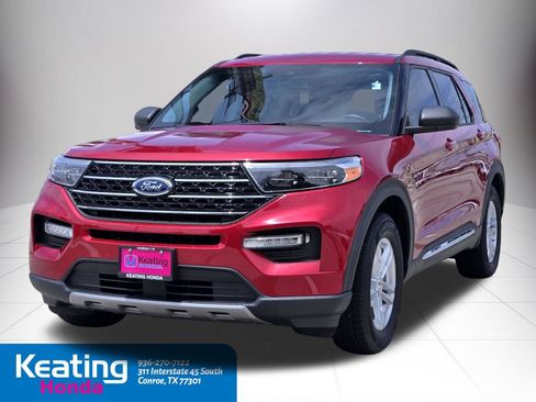 Used 2021 Ford Explorer XLT w/ Equipment Group 202A RWD image 4