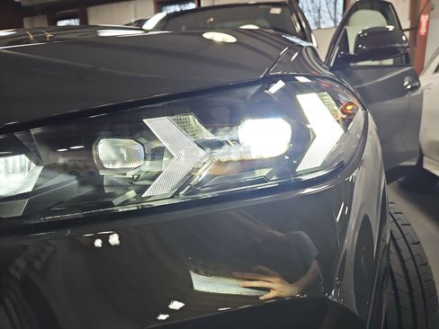 New 2026 BMW X5 xDrive40i w/ M Sport Package AWD/4WD image 34