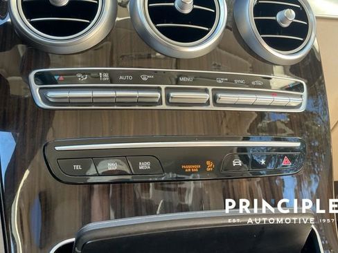 Used 2020 Mercedes-Benz GLC 300 image 16