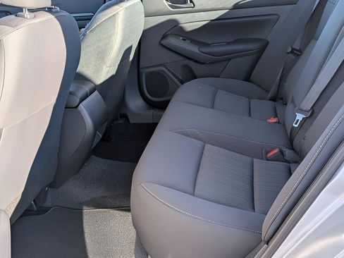 Certified 2025 Nissan Altima 2.5 S FWD image 22