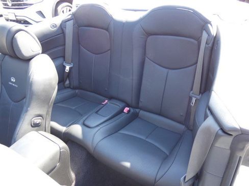 Used 2012 INFINITI G37 Convertible w/ Premium Pkg RWD image 22