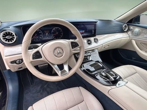 Used 2018 Mercedes-Benz E 400 4MATIC Cabriolet image 16