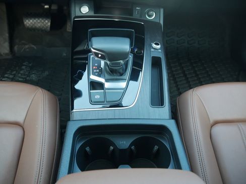 Certified 2023 Audi Q5 2.0T Premium w/ Convenience Package image 44