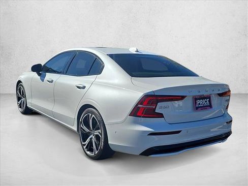Used 2024 Volvo S60 B5 Plus image 7