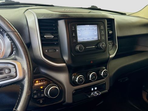 Used 2019 RAM 1500 Big Horn AWD/4WD image 18