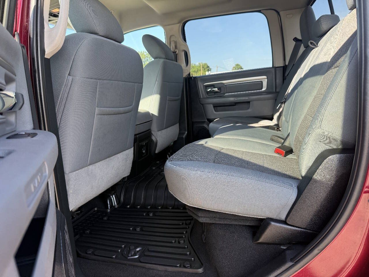 Used 2018 RAM 1500 Big Horn AWD/4WD image 4