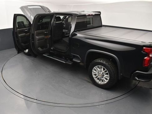 Used 2022 Chevrolet Silverado 2500 High Country w/ Z71 Off-Road Package AWD/4WD image 28