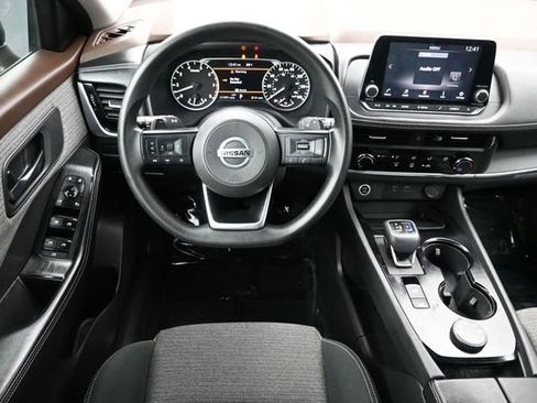 Used 2021 Nissan Rogue S AWD/4WD image 9