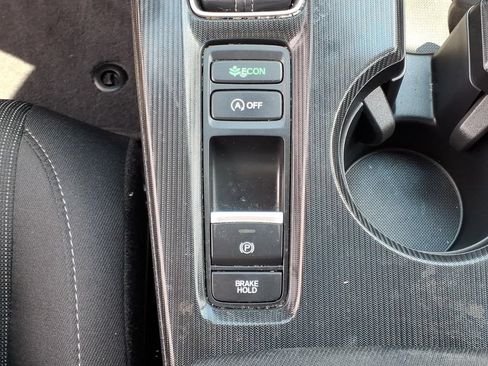 Used 2024 Honda Civic LX image 11