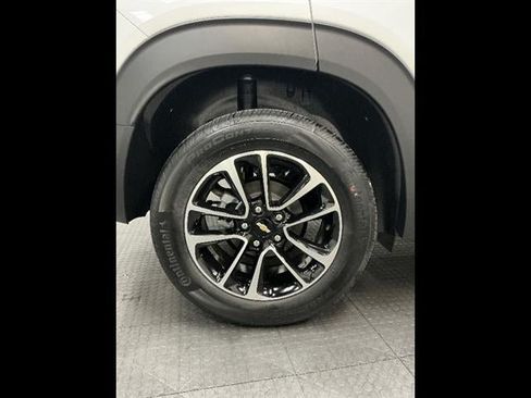 New 2026 Chevrolet TrailBlazer LT FWD image 36
