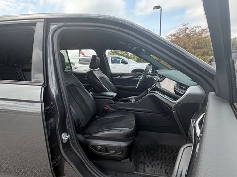 Used 2022 Jeep Grand Cherokee Trailhawk AWD/4WD image 43