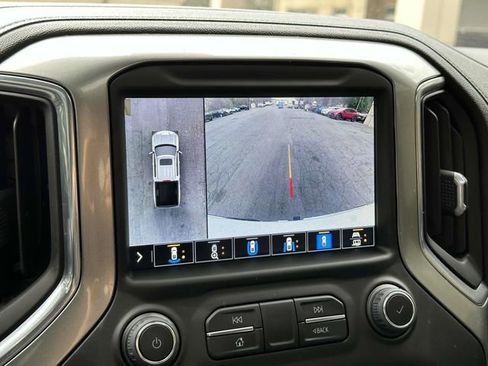 Used 2021 Chevrolet Silverado 1500 LTZ w/ LTZ Premium Package AWD/4WD image 12