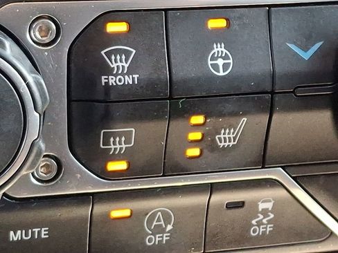 Used 2022 Jeep Wrangler Sport S image 26