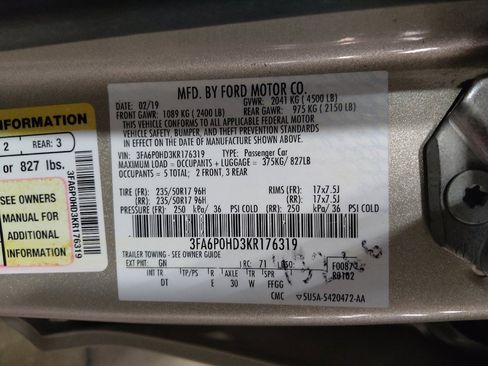 Used 2019 Ford Fusion SE FWD image 33