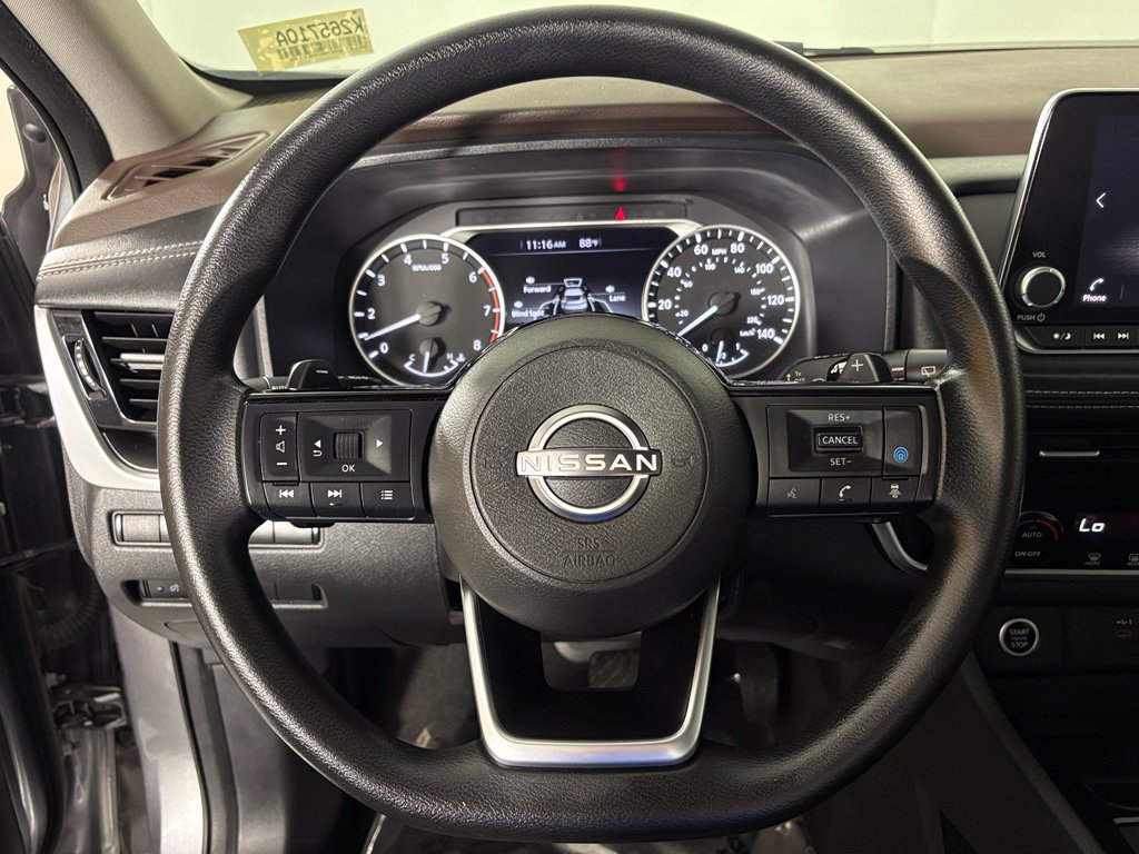 Used 2022 Nissan Rogue SV FWD image 19