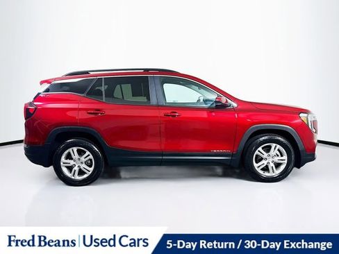 Used 2022 GMC Terrain SLE w/ Driver Convenience Package AWD/4WD image 10