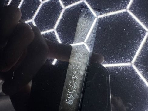 Used 2017 BMW M6 Gran Coupe w/ Executive Package image 17