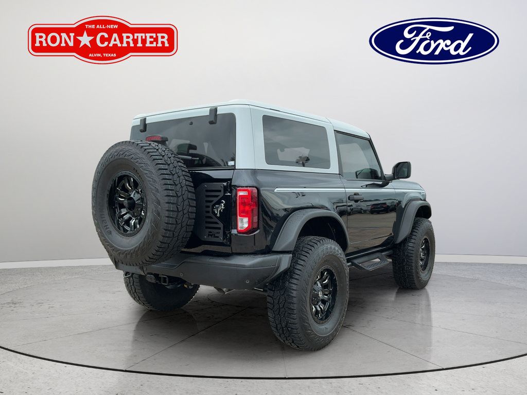 Used 2024 Ford Bronco Heritage Edition AWD/4WD image 6