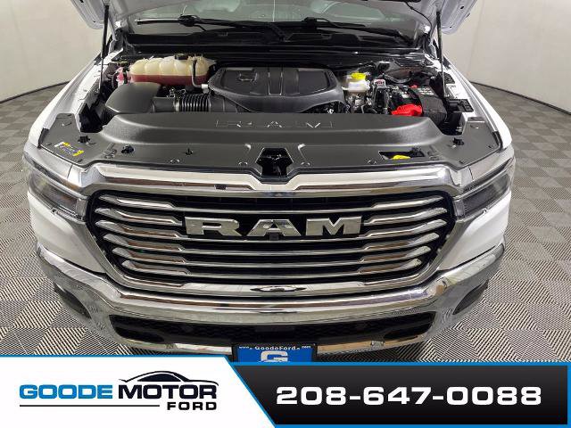 Used 2025 RAM 1500 Laramie AWD/4WD image 26