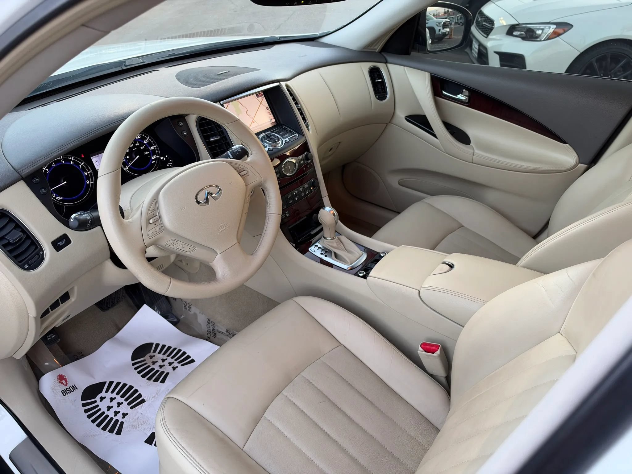 Used 2015 INFINITI QX50 Journey w/ Premium Package AWD/4WD image 11