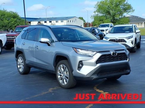 Used 2023 Toyota RAV4 XLE Premium FWD image 1