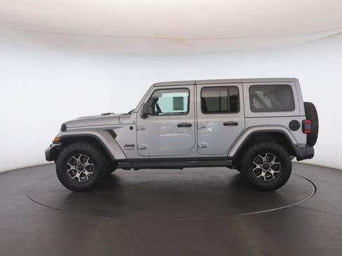 Used 2021 Jeep Wrangler Unlimited Sahara AWD/4WD image 19