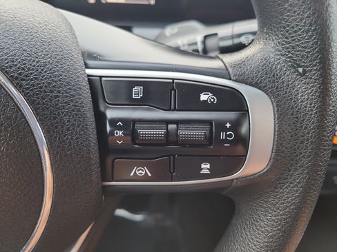 Used 2025 Kia K5 LXS image 27