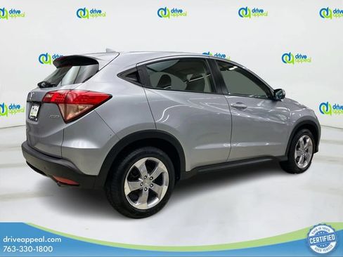 Used 2018 Honda HR-V LX image 5
