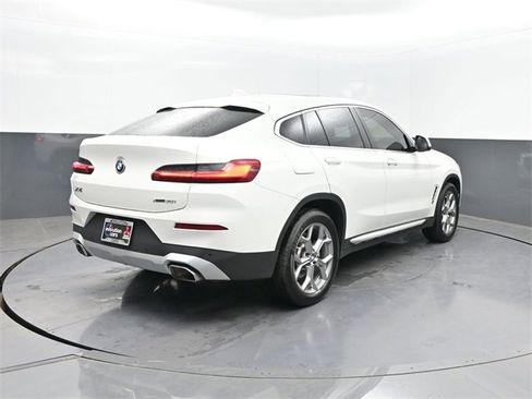 Used 2023 BMW X4 xDrive30i w/ Convenience Package image 33