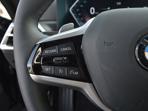 Used 2025 BMW 230i Coupe w/ M Sport Package image 15