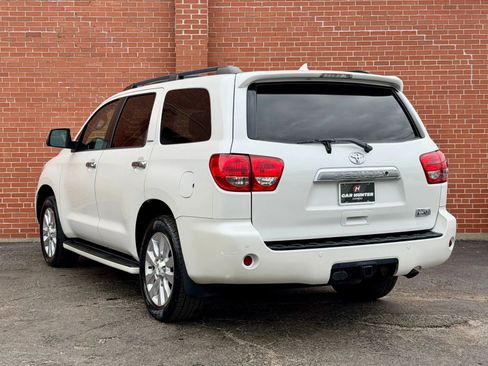 Used 2014 Toyota Sequoia Platinum image 7