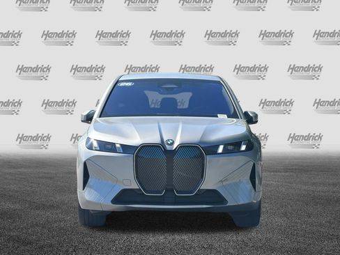 Used 2026 BMW iX xDrive45 w/ Premium Package AWD/4WD image 10