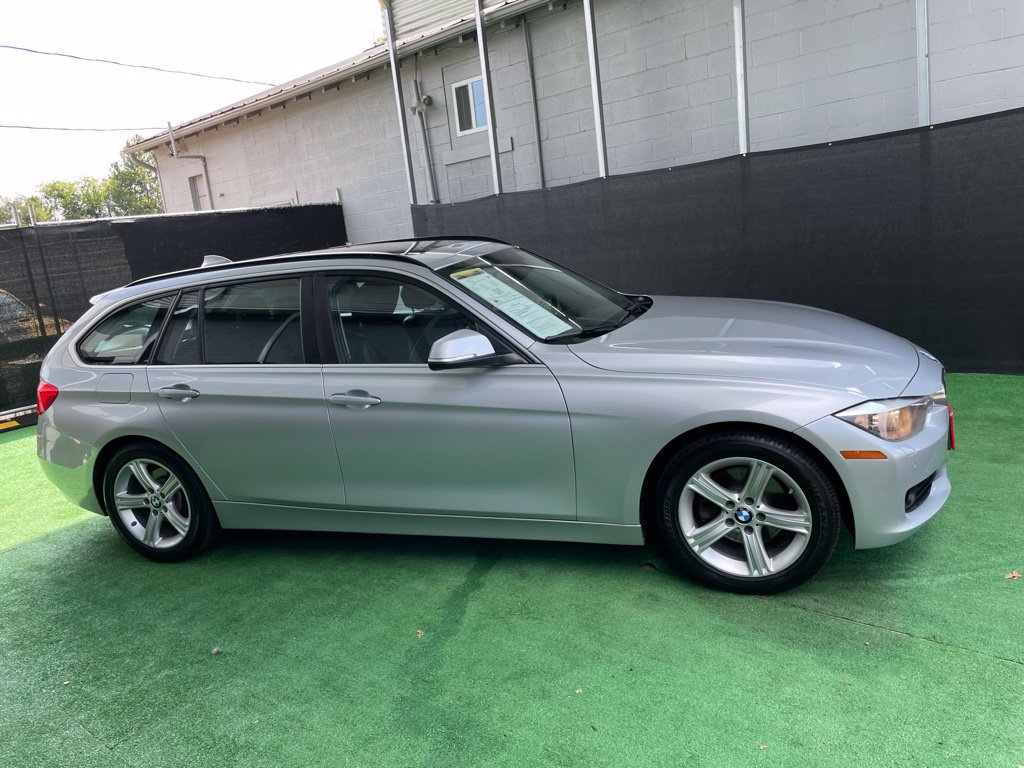 Used 2015 BMW 328i xDrive Wagon AWD/4WD image 2