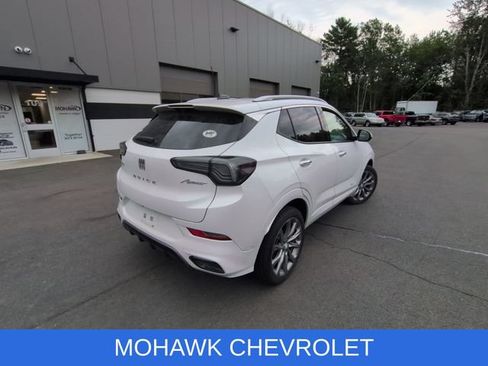 Used 2024 Buick Encore GX Avenir w/ Avenir Technology Package AWD/4WD image 4