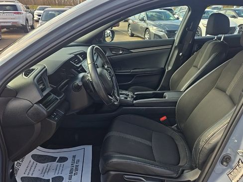 Used 2021 Honda Civic Sport image 6