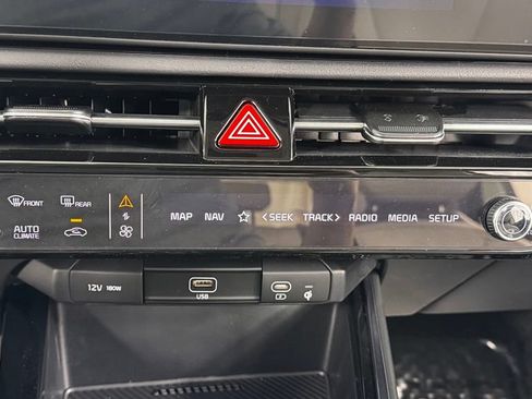 New 2026 Kia Niro EX FWD image 26
