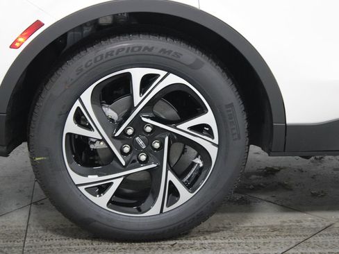 New 2026 Lincoln Nautilus Premier w/ Equipment Group 102A AWD/4WD image 13