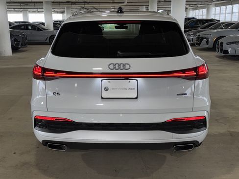 Used 2025 Audi Q5 Prestige AWD/4WD image 7