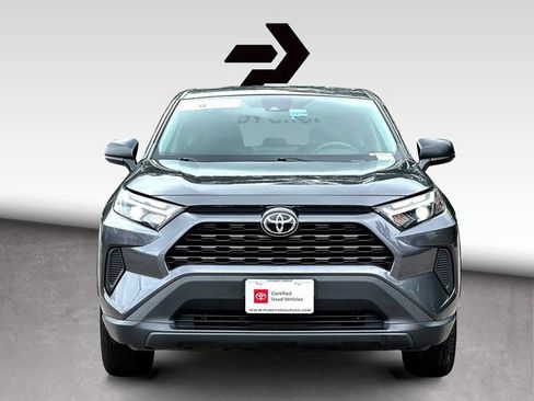 Used 2024 Toyota RAV4 LE FWD image 3